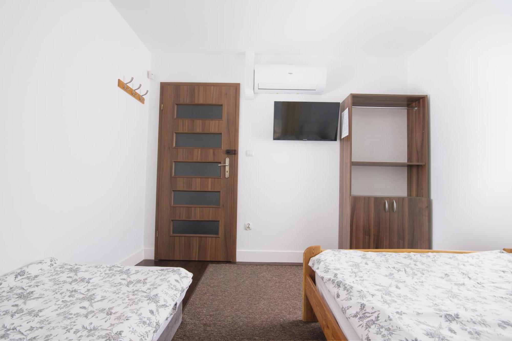 Hubertus Hotel Wola Rzedzinska Ruang foto